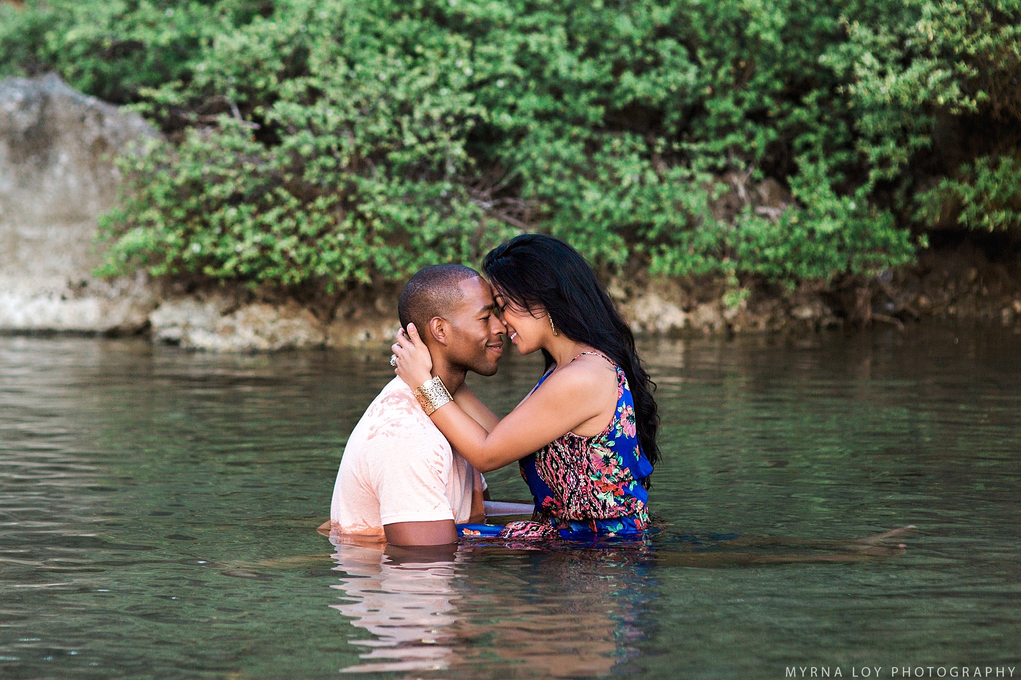 Guam-Photography-Couples-Anniversary-Photos-water-session_0014