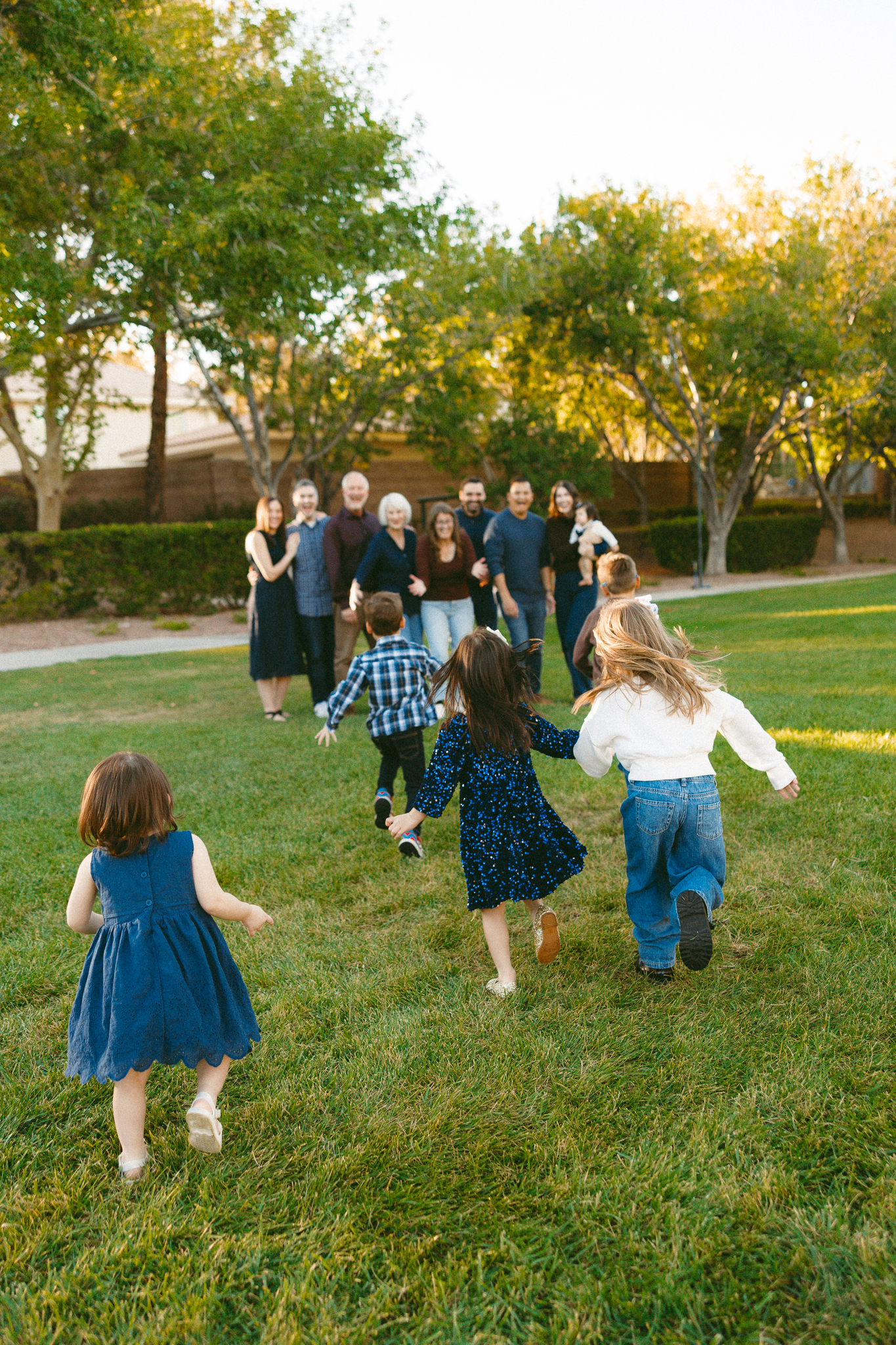 Las Vegas extended family photographer Summerlin park session